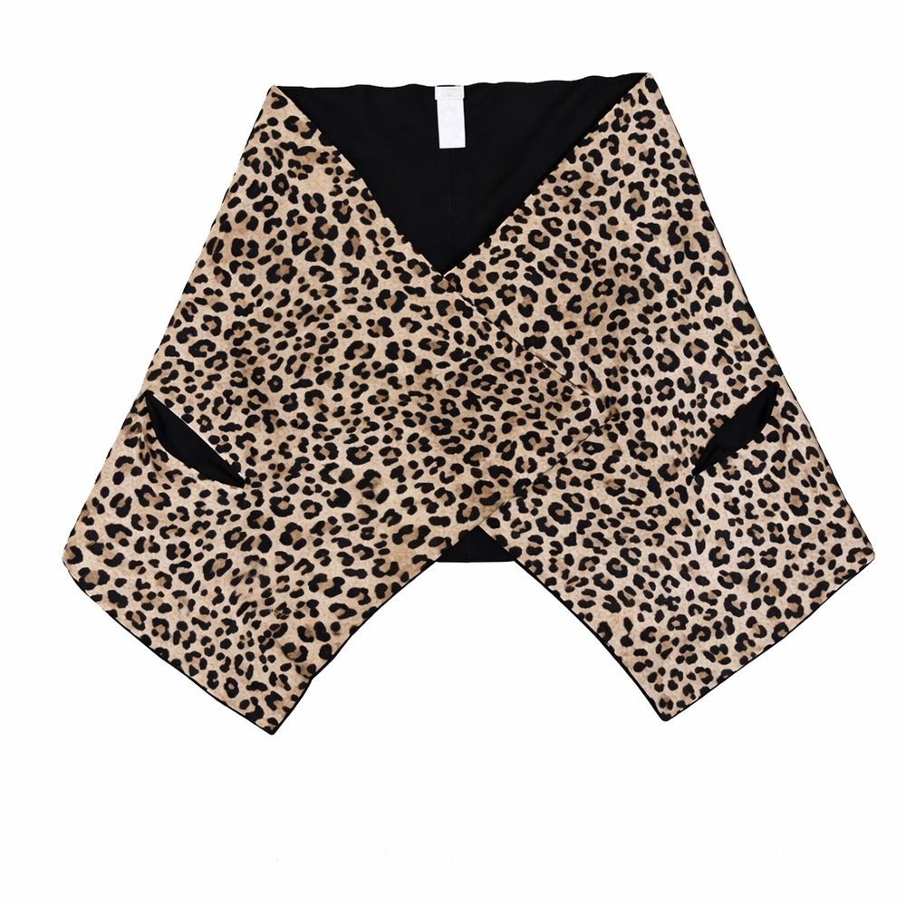 Chico’s Reversible Leopard Print Travel Wrap Shawl Scarf One Size